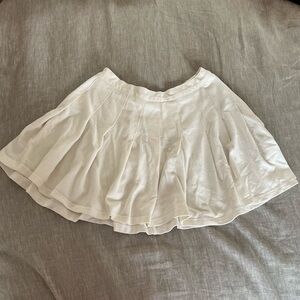 Urban outfits white tennis skirt